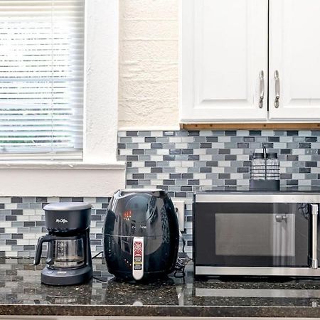 Charming And Historic Bungalow Near All Tampa Luaran gambar