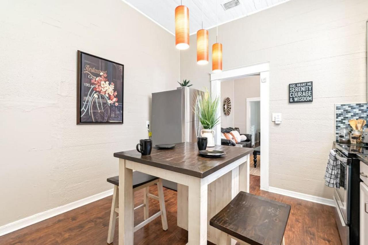 Charming And Historic Bungalow Near All Tampa Luaran gambar