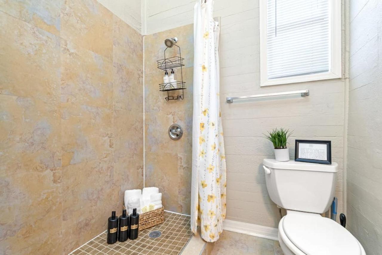 Charming And Historic Bungalow Near All Tampa Luaran gambar